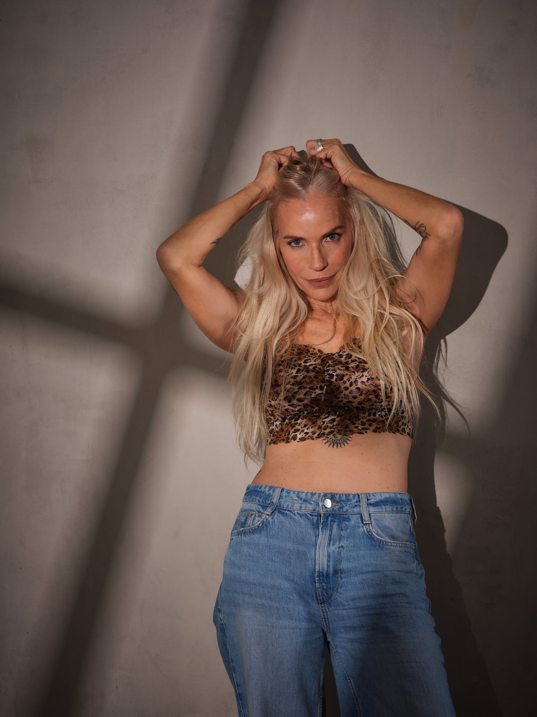 #צבע_spotted-lace